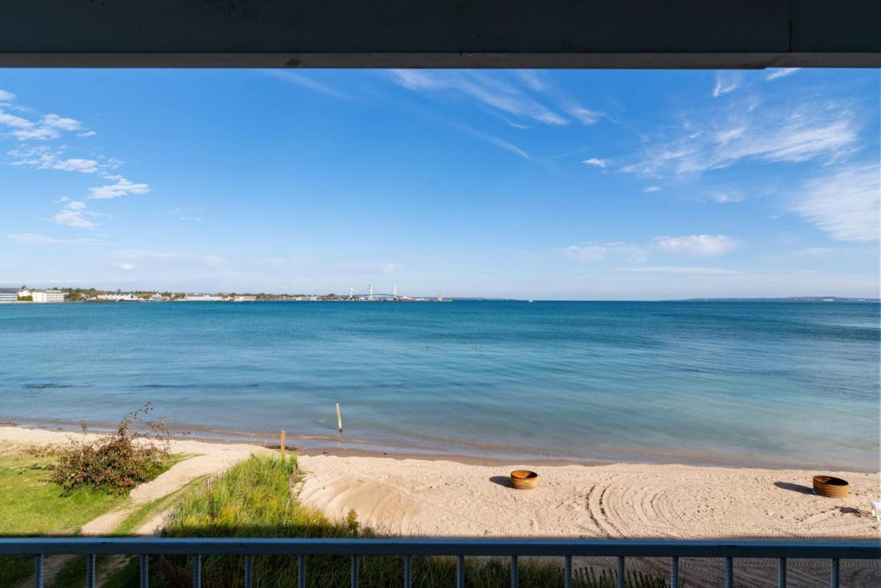 Clearwater Lakeshore Motel Mackinaw City Extérieur photo